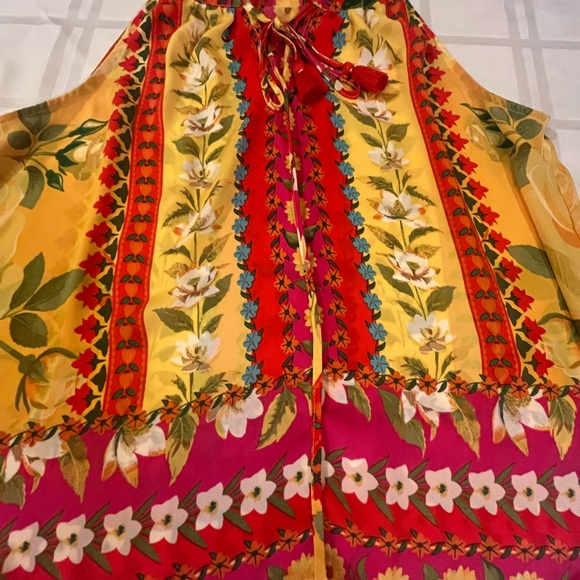 🌸 Rose + Olive Boho Floral Halter Top 🌸 - Picture 3 of 3